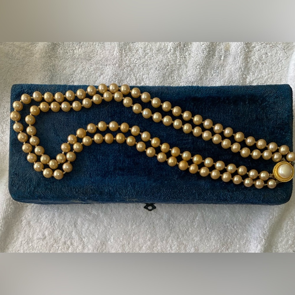 Vintage‎ Duchess strand pearl necklace
